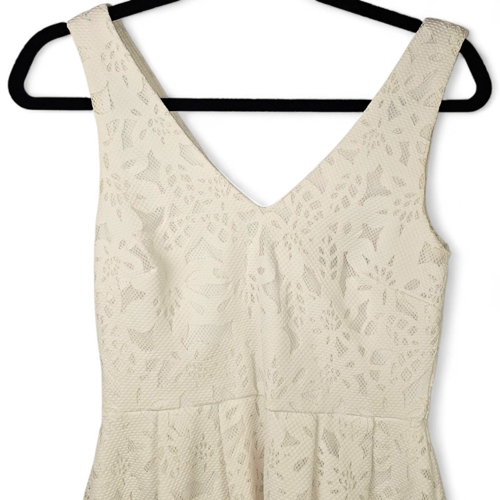 Midnight Doll Ivory Lace V-Neck Sleeveless Fit & Flare Mini Dress Sz 3 Juniors